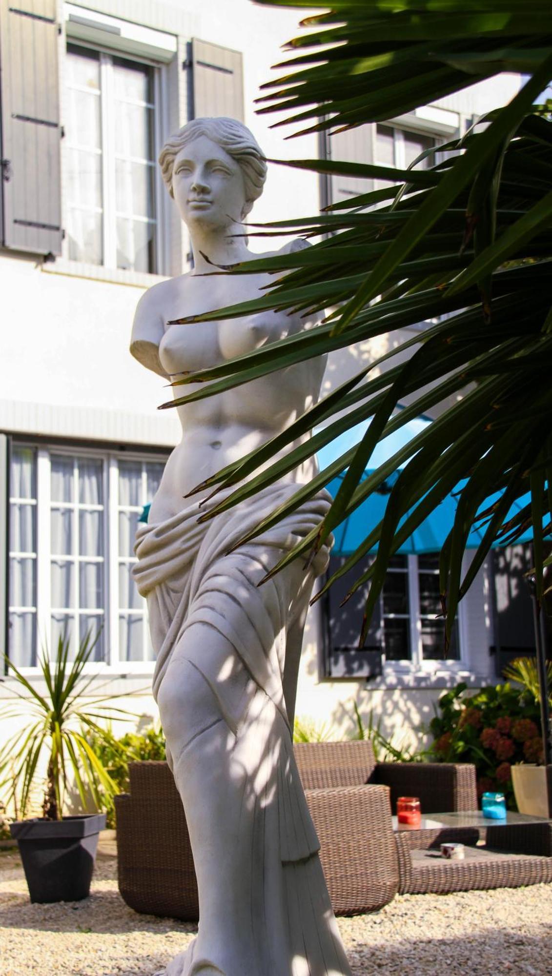 La Maison De Venus Luçon Buitenkant foto